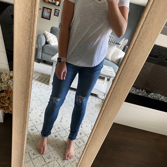Denim - Distressed Skinny Jeans size 10